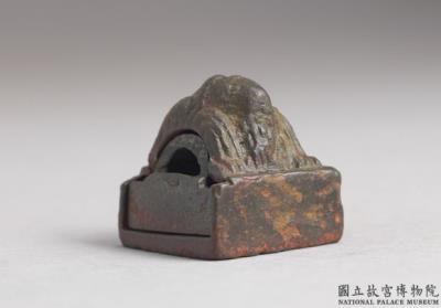 图片[3]-Bronze seal cast with “Qi chang jun yin”, Eastern Han dynasty (25-220)-China Archive